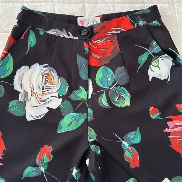 L’ATISTE Floral Pants Size Small EUC - Picture 5 of 11
